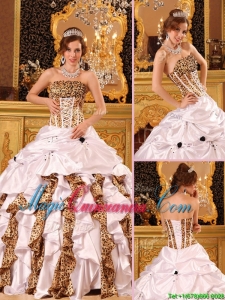 New Style Strapless Brush Train Quinceanera Dresses in White