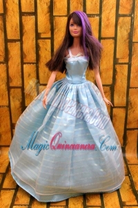 Simple Baby Blue Floor-length Dress For Noble Barbie