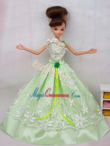 Popular Princess Apple Green Lace and hand Made Flower Party Dress For Barbie Doll