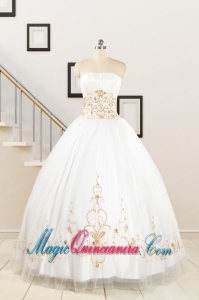 2015 Spring Sweet Beading White Quinceanera Dresses