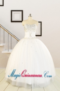 2015 White Elegant Quinceanera Dresses with Beading