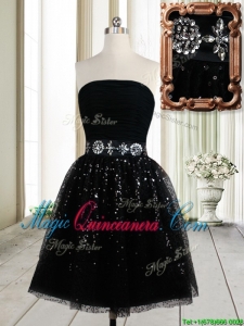 Latest Strapless Beaded Decorated Waist Tulle Short Dama Dress in Black