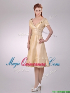 Hot Sale V Neck Champagne Tea Length Dama Dress with Short Sleeves