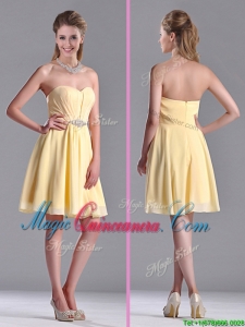 Modest Empire Chiffon Yellow Short Dama Dress with Beading