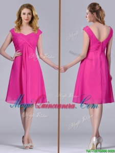 Hot Pink Empire Knee-length Chiffon Ruching Short Dama Dress for Graduation