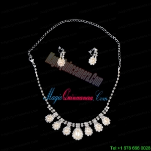 Elegant Pearl With Rhinestone Necklace And Earring Set