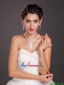 Vintage Style Alloy Crystal Necklace and Earrings Jewelry Set