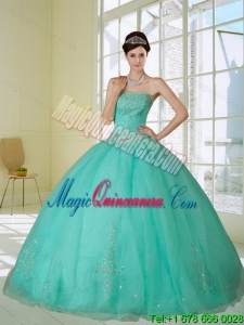 2015 Appliques and Beading Quinceanera Dress in Apple Green