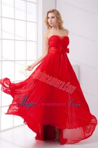 Elegant Strapless Red Empire Pleat Chiffon Dama Dress for Quinceanera with Bowknot