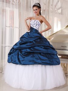 Embroidery and Pick ups Quinceanera Gowns Dresses in White Navy Blue