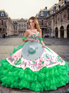 Hot Sale Sweetheart Sleeveless Organza Quince Ball Gowns Embroidery and Ruffled Layers Lace Up
