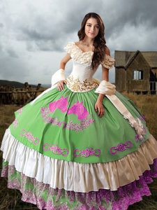 Sleeveless Embroidery and Ruffled Layers Lace Up Quinceanera Dresses
