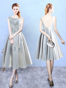 Tea Length Backless Quinceanera Court Dresses Silver for Prom and Party and Wedding Party with Appliques