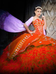 Inexpensive Orange Red Ball Gowns Organza Sweetheart Sleeveless Embroidery and Ruffles Lace Up 15 Quinceanera Dress Brush Train
