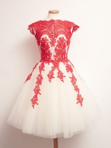 Exquisite White And Red Scalloped Neckline Appliques Vestidos de Damas Sleeveless Lace Up
