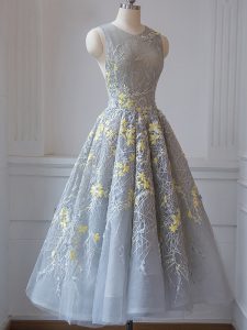 On Sale Grey A-line Lace Court Dresses for Sweet 16 Criss Cross Tulle Sleeveless Tea Length