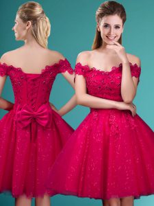 Simple Tulle Cap Sleeves Knee Length Dama Dress for Quinceanera and Lace and Belt
