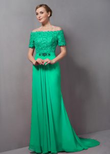 Modern Green Zipper Off The Shoulder Lace Mother Of The Bride Dress Chiffon Short Sleeves Sweep Train