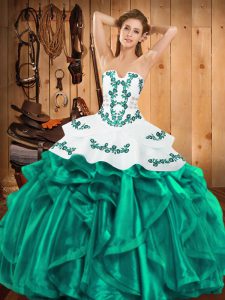 Simple Sleeveless Embroidery and Ruffles Lace Up Sweet 16 Dress