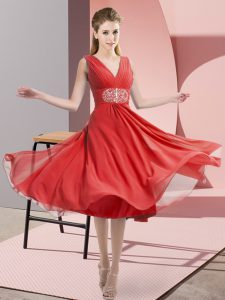 Shining Coral Red Empire Chiffon V-neck Sleeveless Beading Knee Length Side Zipper Dama Dress for Quinceanera