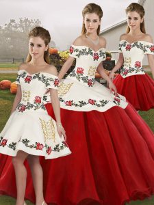 Floor Length White And Red Quinceanera Dress Off The Shoulder Sleeveless Lace Up