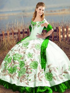 Sleeveless Lace Up Floor Length Embroidery Quinceanera Dresses