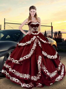 Sweetheart Sleeveless Ball Gown Prom Dress Floor Length Embroidery and Ruffled Layers Wine Red Satin