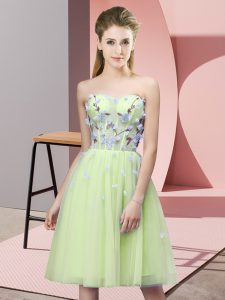 Modest Yellow Green Empire Appliques Dama Dress for Quinceanera Lace Up Tulle Sleeveless Knee Length