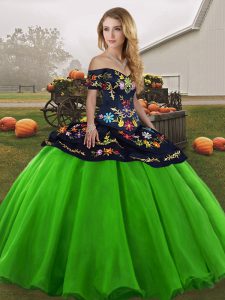 Excellent Green Ball Gowns Off The Shoulder Sleeveless Tulle Floor Length Lace Up Embroidery Quinceanera Dresses