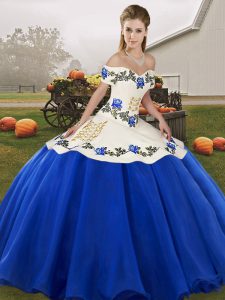 Trendy Blue And White Sleeveless Floor Length Embroidery and Ruffles Lace Up Ball Gown Prom Dress