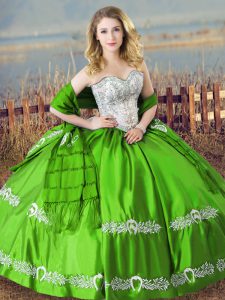Floor Length Lace Up Quince Ball Gowns Green for Sweet 16 and Quinceanera with Beading and Embroidery