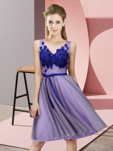 Traditional V-neck Sleeveless Tulle Dama Dress Appliques Lace Up