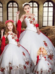 Decent Floor Length White And Red Sweet 16 Quinceanera Dress Satin Sleeveless Beading and Embroidery