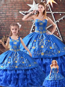 Modern Sleeveless Embroidery Lace Up Quince Ball Gowns