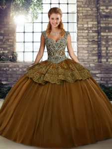 Tulle Straps Sleeveless Lace Up Beading and Appliques Quinceanera Gowns in Brown