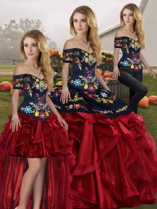 Fitting Sleeveless Organza Floor Length Lace Up Sweet 16 Dresses in Red And Black with Embroidery and Ruffles