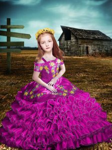 New Arrival Fuchsia Ball Gowns Embroidery and Ruffled Layers Little Girls Pageant Dress Wholesale Lace Up Organza Short Sleeves Floor Length