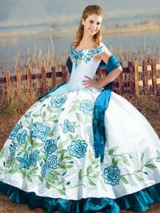 Floor Length Ball Gowns Sleeveless Blue And White Quince Ball Gowns Lace Up