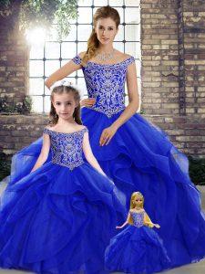 Fashion Off The Shoulder Sleeveless Vestidos de Quinceanera Brush Train Beading and Ruffles Royal Blue Tulle