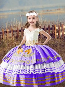 Fashion Lavender Satin Lace Up Little Girl Pageant Gowns Sleeveless Floor Length Embroidery