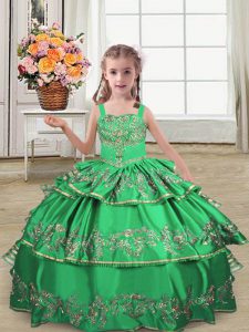 Graceful Green Satin Lace Up Pageant Gowns Sleeveless Floor Length Embroidery and Ruffled Layers