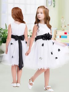 Classical White Scoop Zipper Appliques and Hand Made Flower Little Girl Pageant Dress Sleeveless