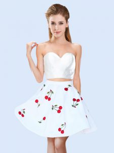 Fabulous White Lace Up Dama Dress for Quinceanera Pattern Sleeveless Mini Length