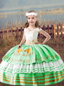 Green Off The Shoulder Neckline Embroidery Little Girl Pageant Gowns Sleeveless Lace Up