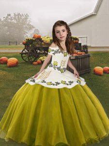 Trendy Floor Length Lace Up Little Girls Pageant Dress Olive Green for Party and Wedding Party with Embroidery