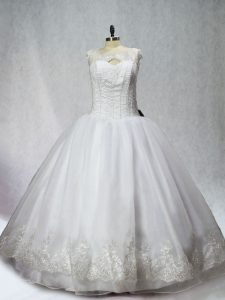Sleeveless Organza Floor Length Lace Up Quinceanera Gown in White with Beading and Appliques