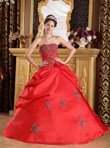 Popular Red Quince Dresses with Black Embroidery in San Pablo