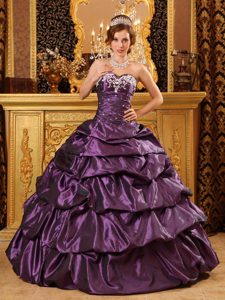 Appliqued Pick Ups Purple Quinceanera Gown Dress for Winter