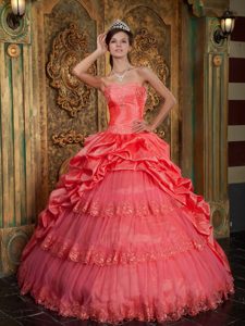 Watermelon Red Pick Ups Sweet Sixteen Dresses with Lace Hem