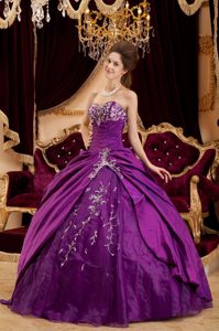 Stylish Purple Taffeta Appliqued Sweet 15/16 Birthday Dresses